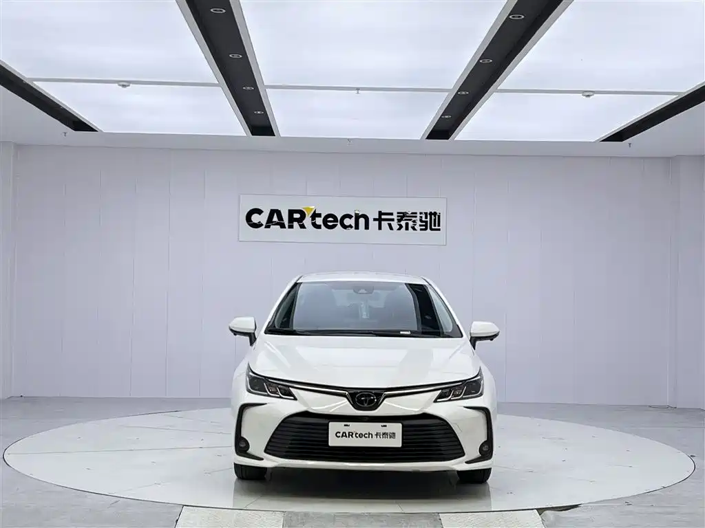 Toyota Corolla 2020 — фото 3