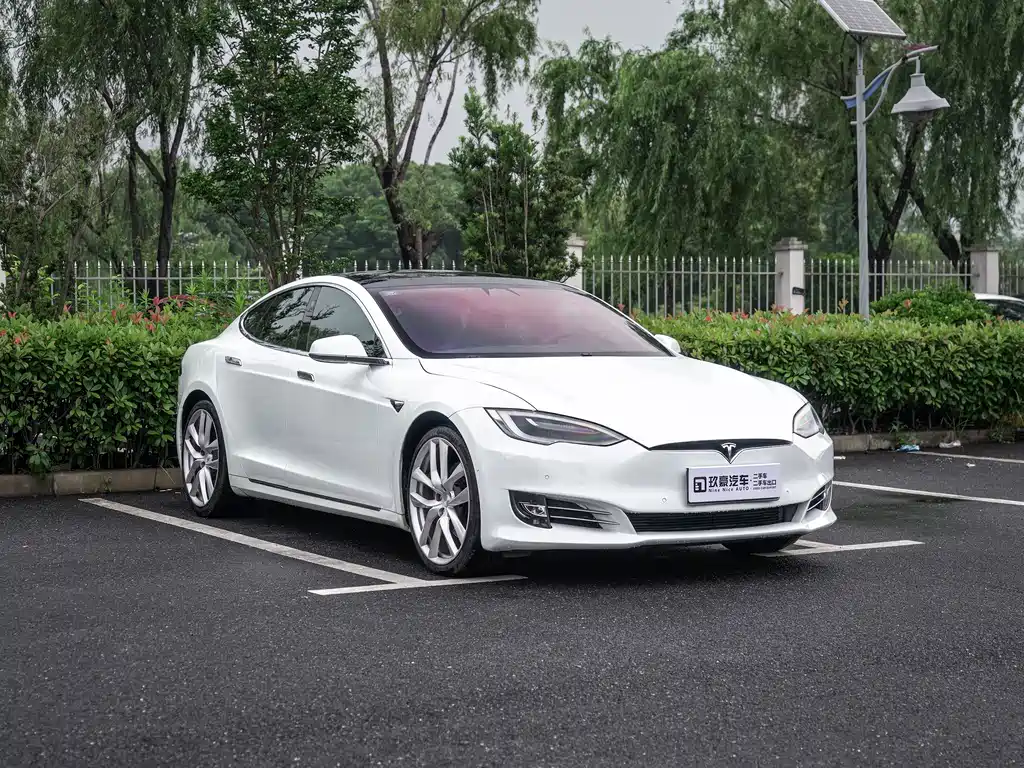 Tesla Model S 2017