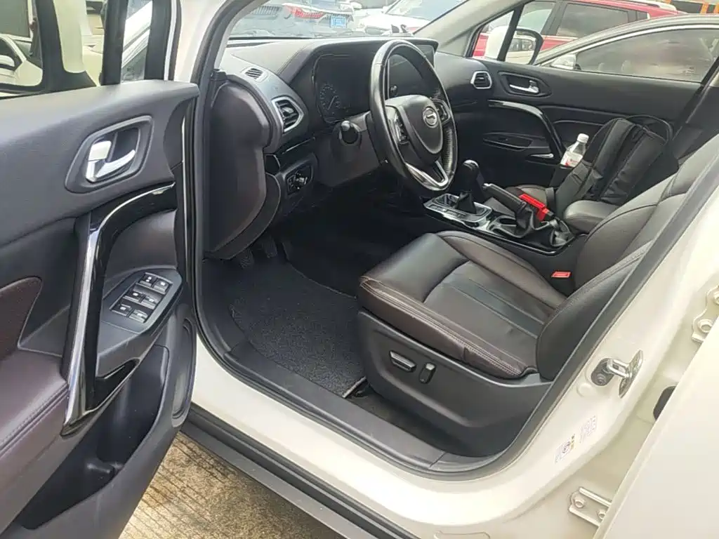 GAC Motor Trumpchi GS4 2018 — фото 16