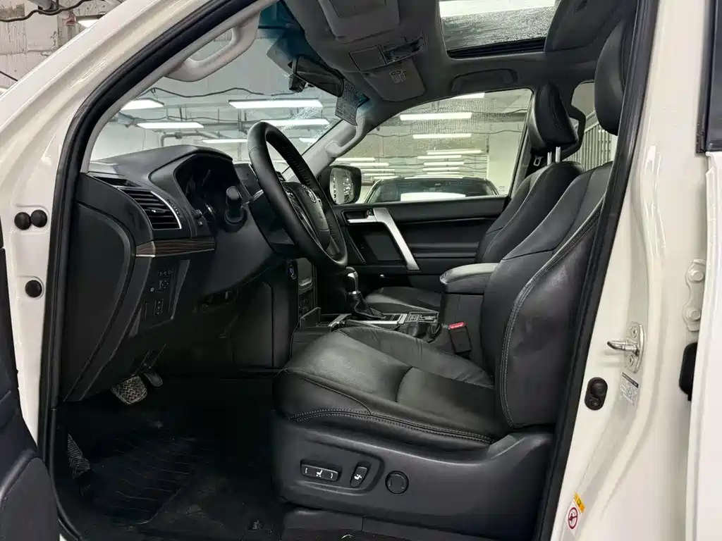 Toyota Prado 2019
