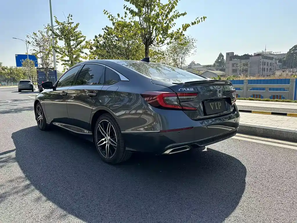 Honda Accord 2022 — фото 4