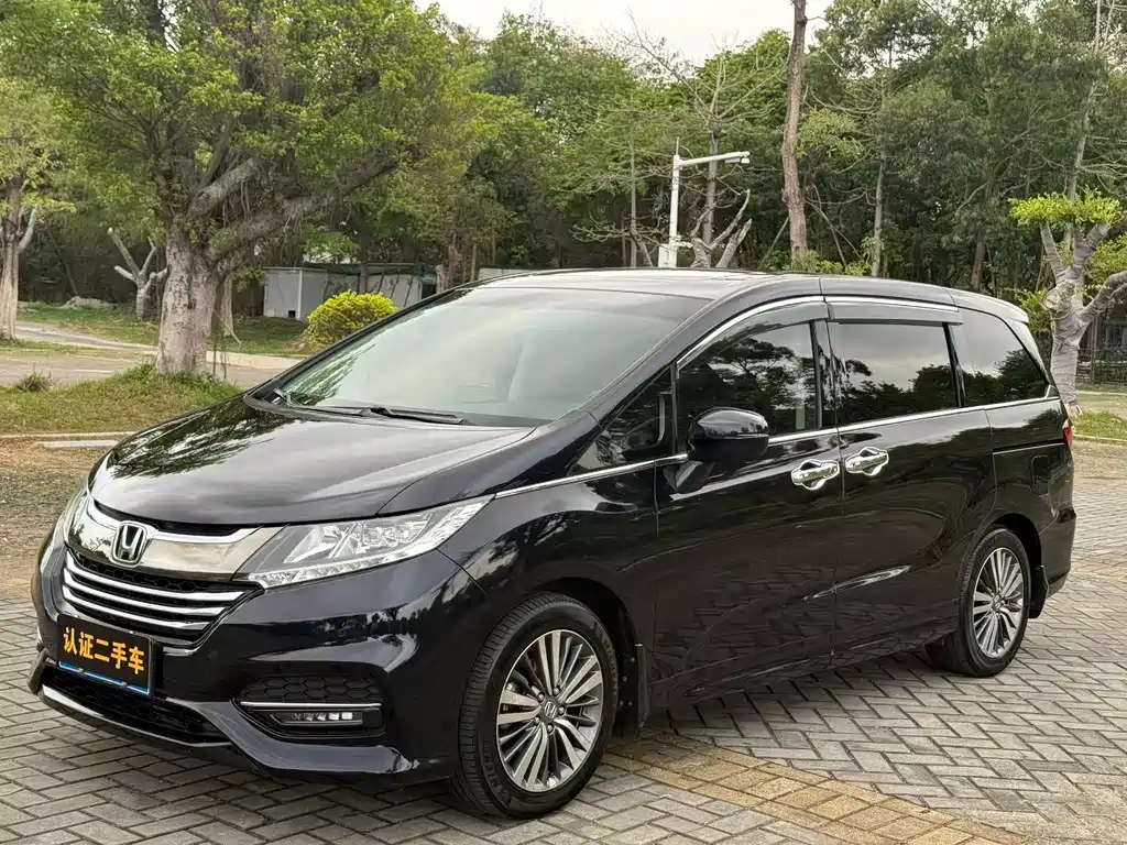 Honda Odyssey 2019 — фото 1