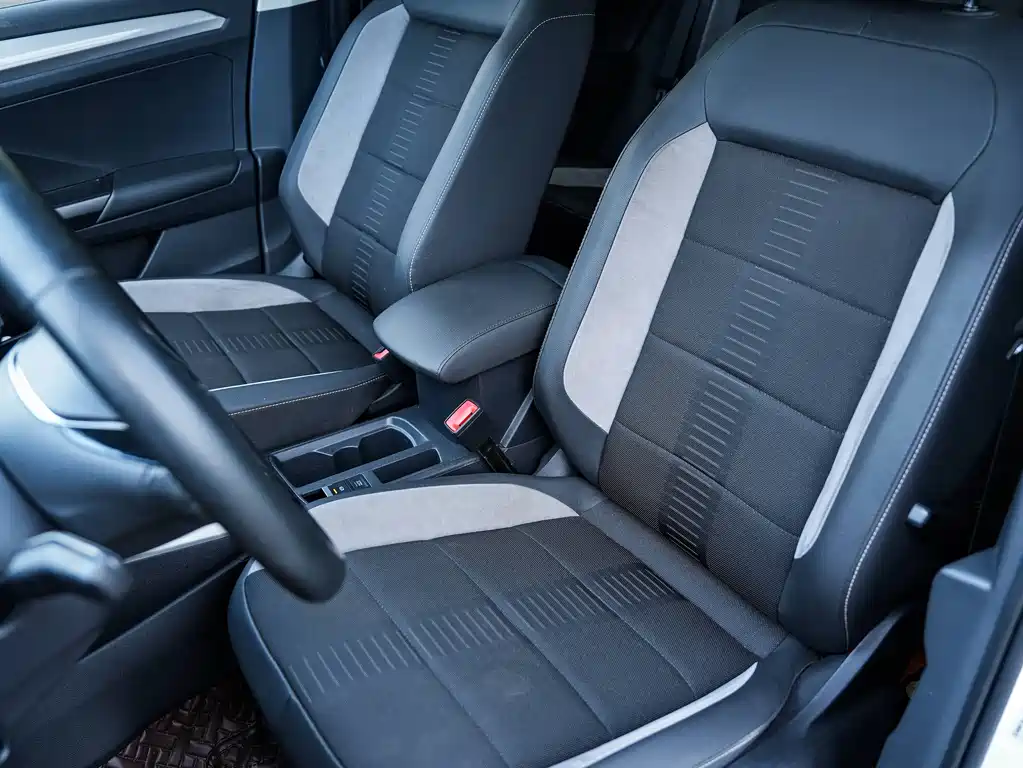 Volkswagen T-Roc 2021 — фото 15