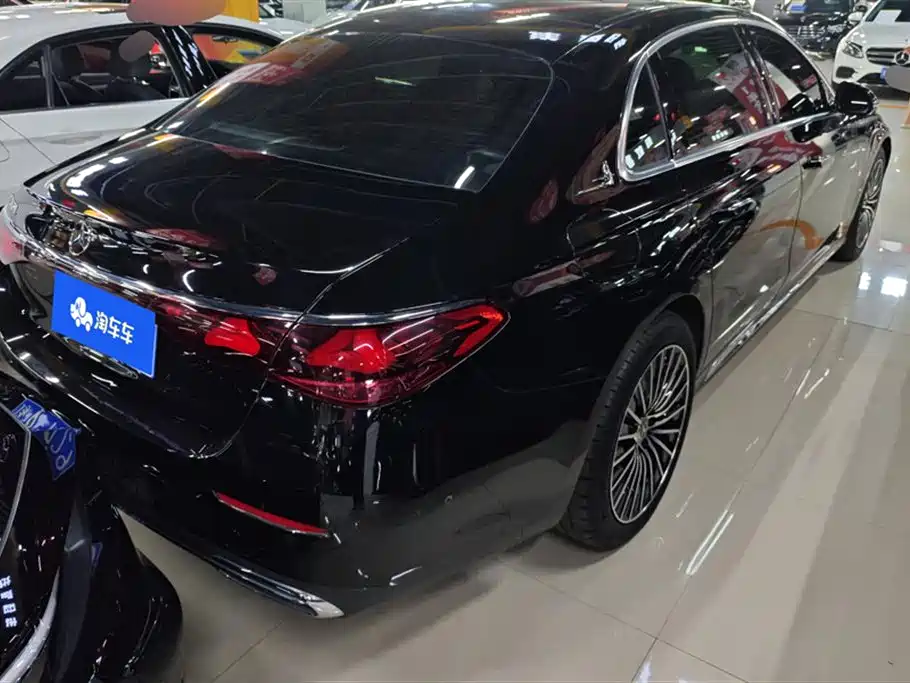 Mercedes-Benz E-Class 2024