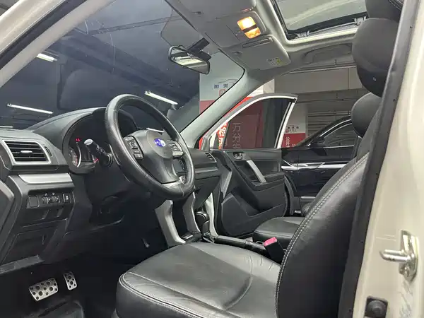 Subaru Forester 2015