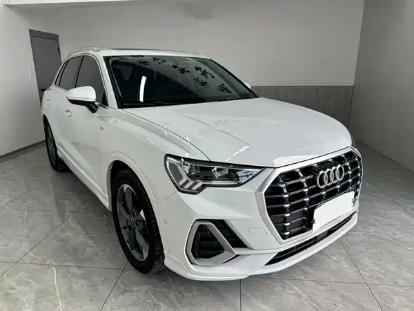 Audi Q3 2022