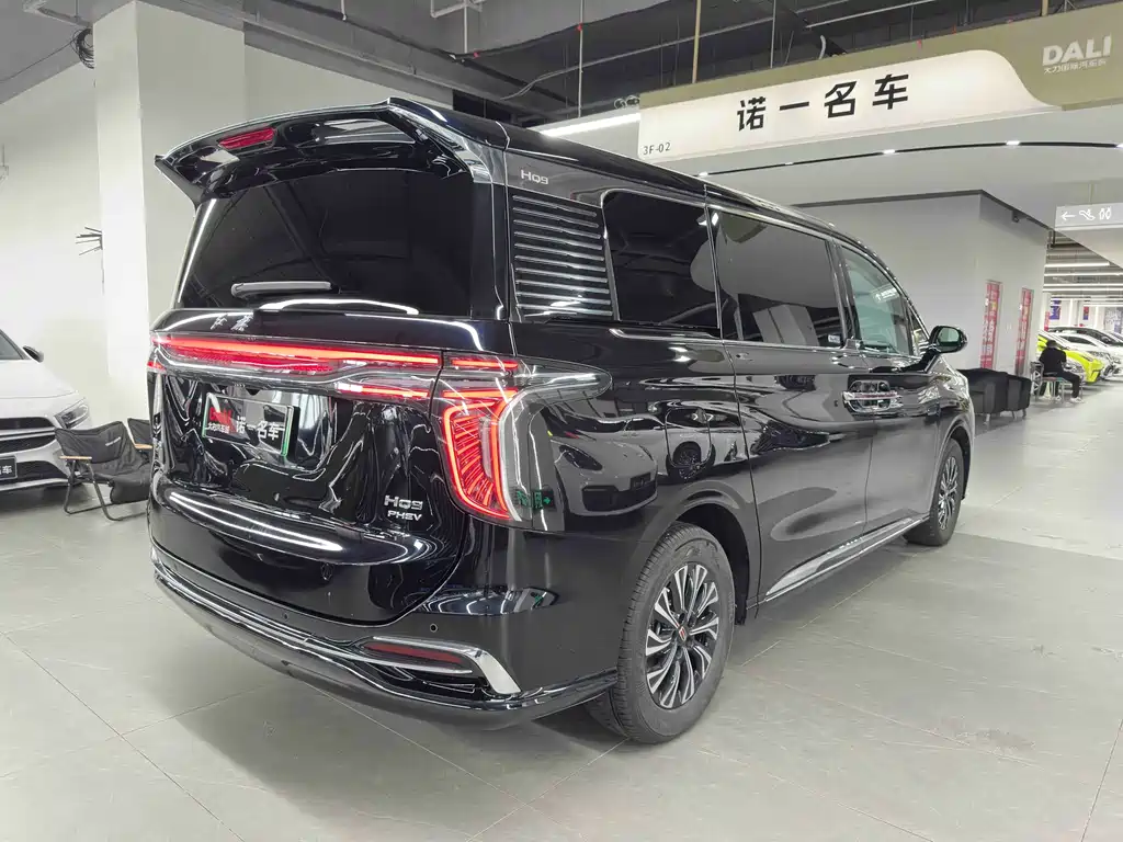 Hongqi HQ9 PHEV 2025 — фото 5