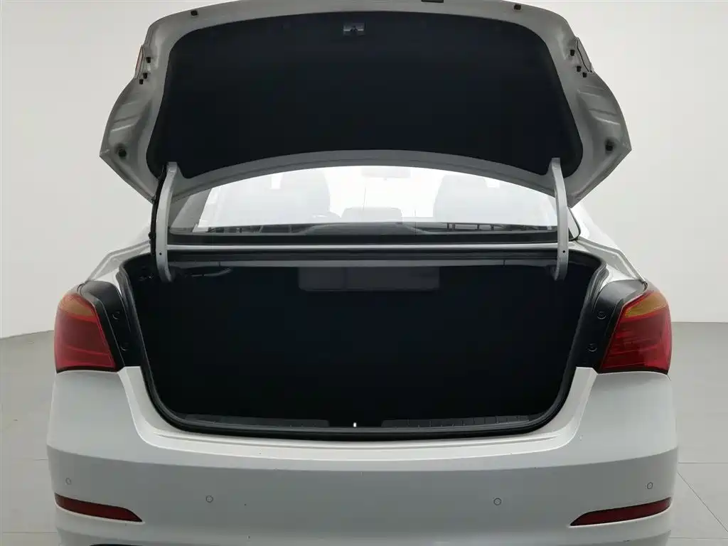 Hyundai Mistra 2017 — фото 16