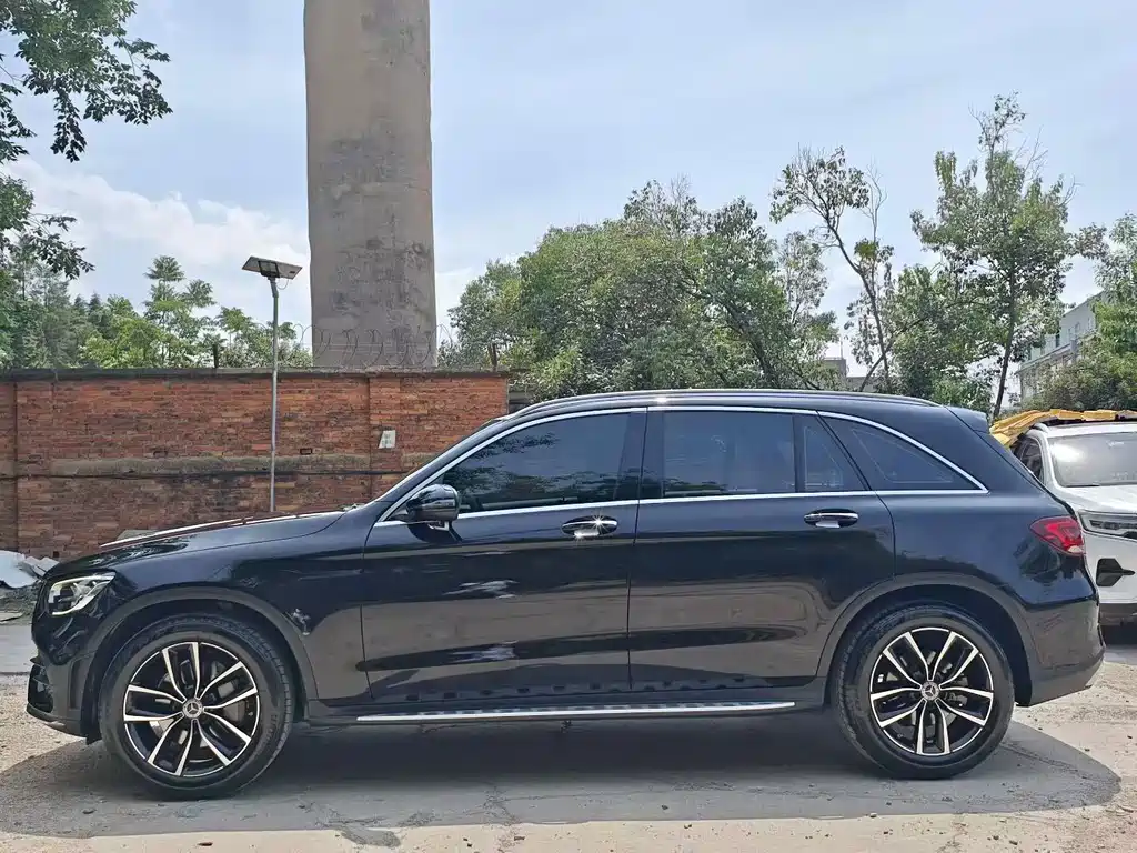 Mercedes-Benz GLC 2021