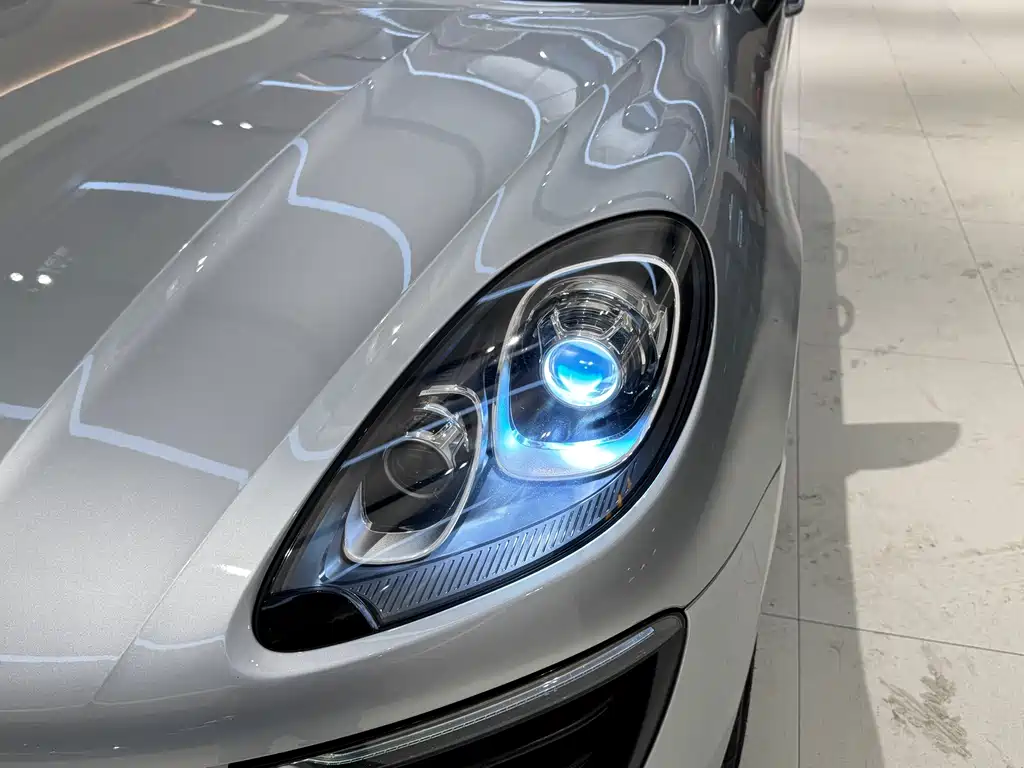 Porsche Macan 2015 — фото 9
