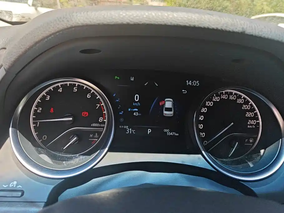 Toyota Camry 2021 — фото 14