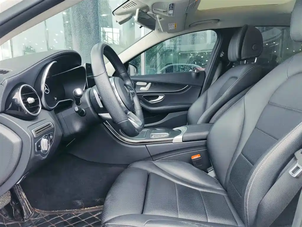 Mercedes-Benz C-Class 2020 — фото 10