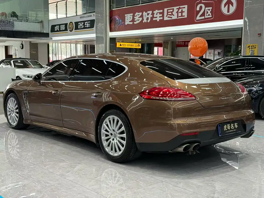 Porsche Panamera 2015 — фото 9
