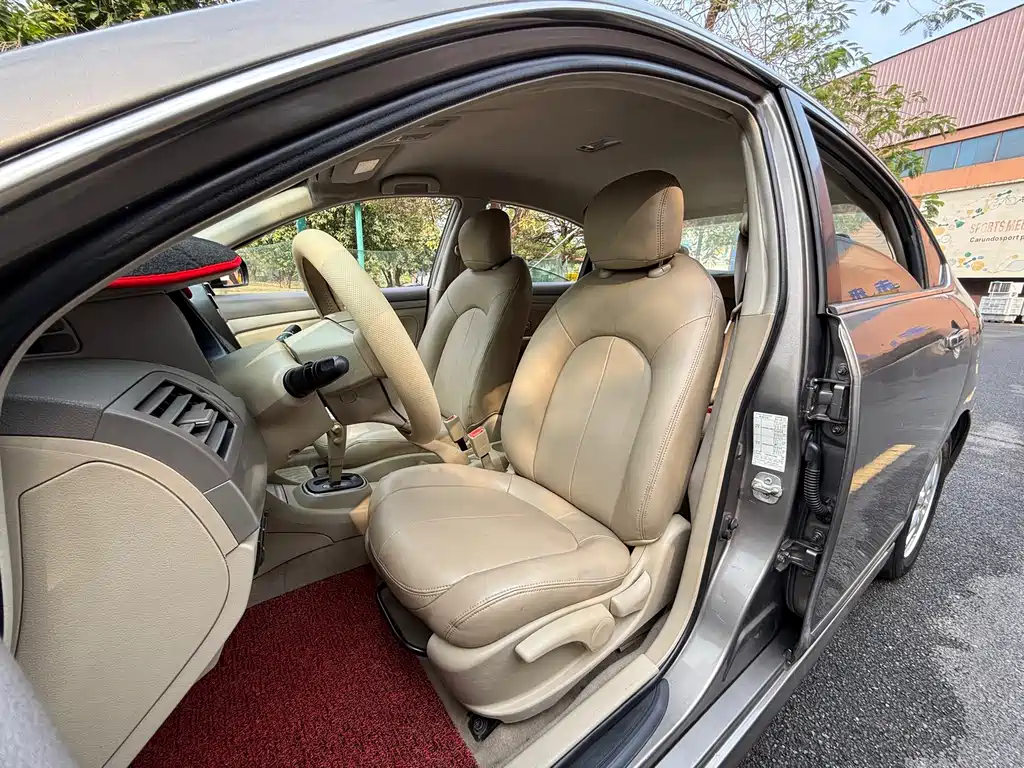 Nissan Sylphy 2016 — фото 9