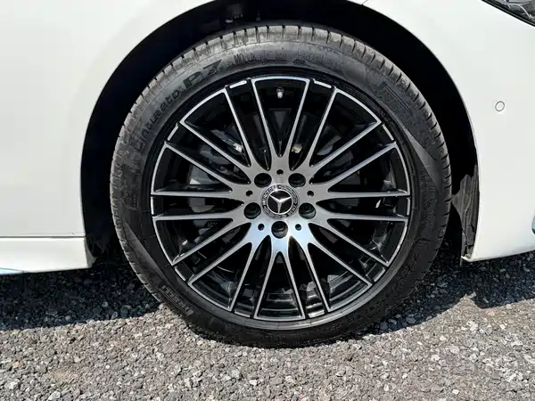 Mercedes-Benz C-Class 2026