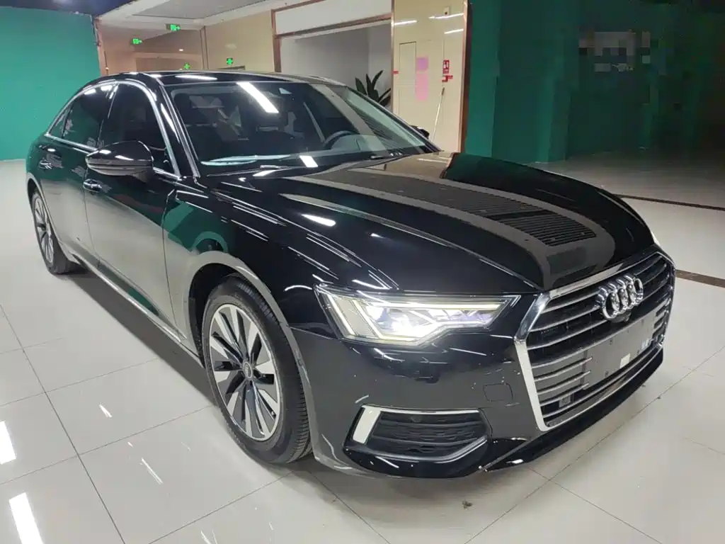 Audi A6L 2022