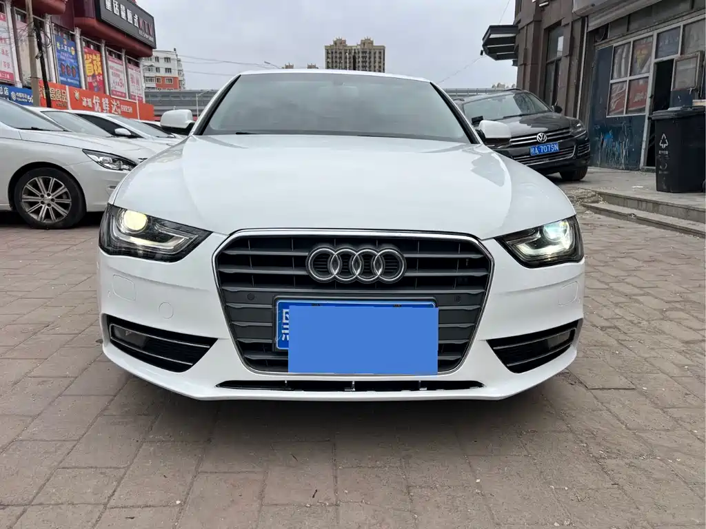 Audi A4L 2013