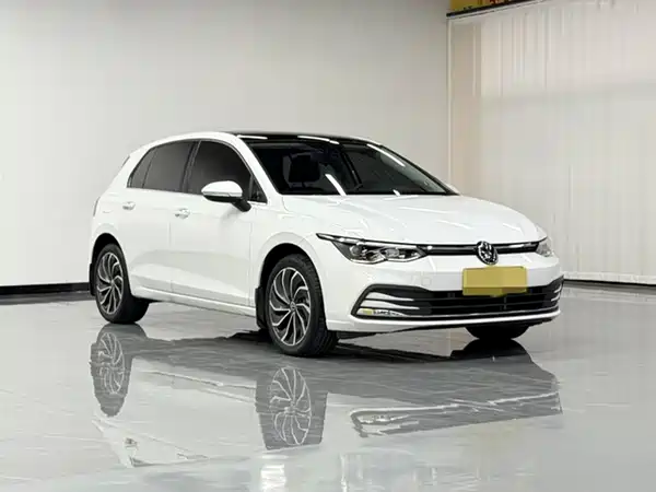Volkswagen Golf 2023