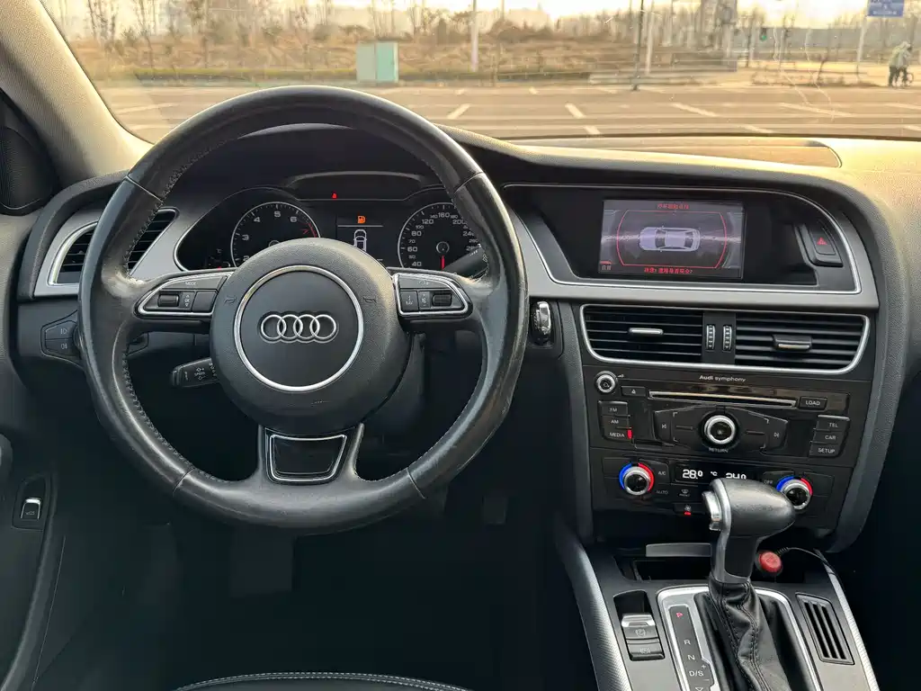 Audi A4L 2015 — фото 8