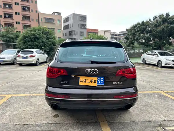 Audi Q7 2010