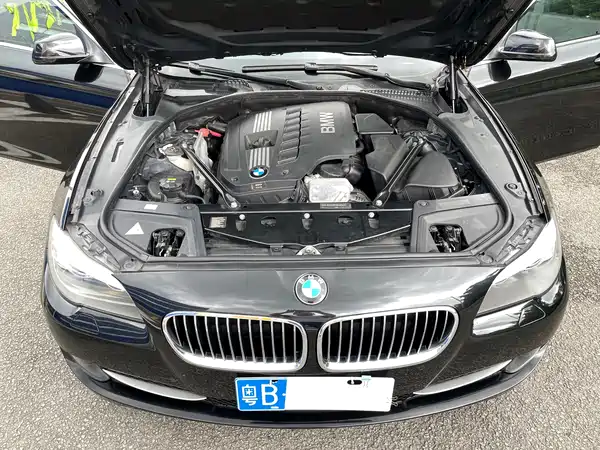 BMW 5 Series 2011