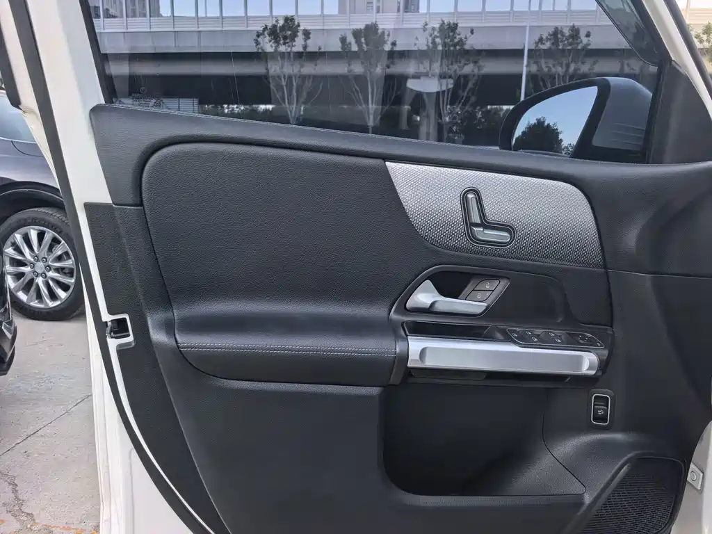 Mercedes-Benz GLB 2022