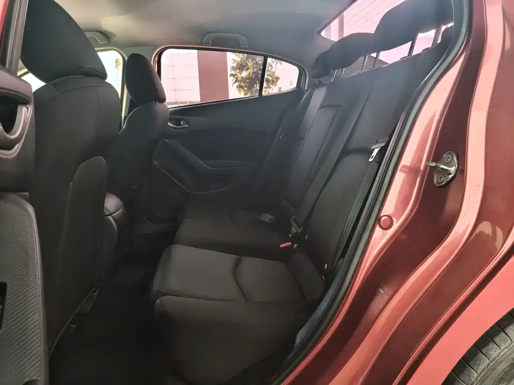 Mazda 3 Axela 2017