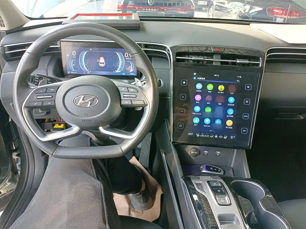 Hyundai Tucson 2023 — фото 10