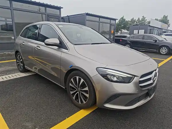 Mercedes-Benz B-Class 2021