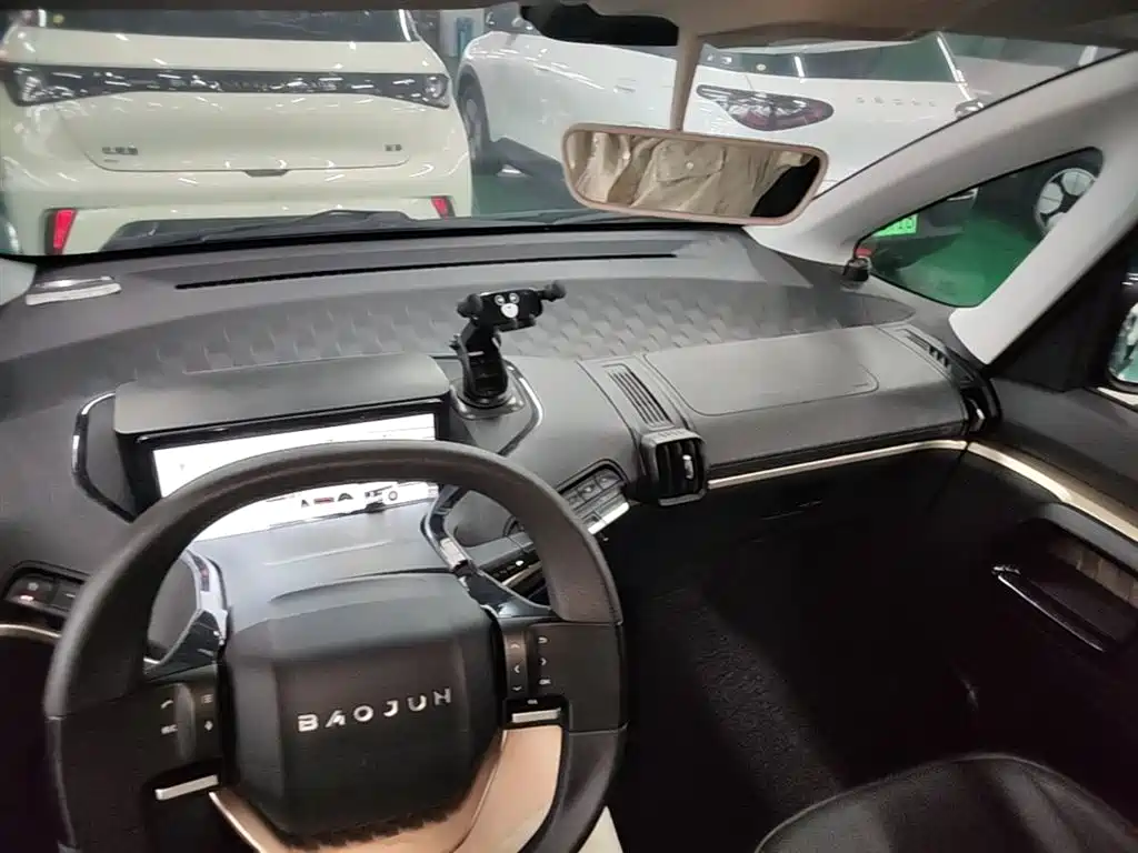 Baojun KiWi EV 2022 — фото 10