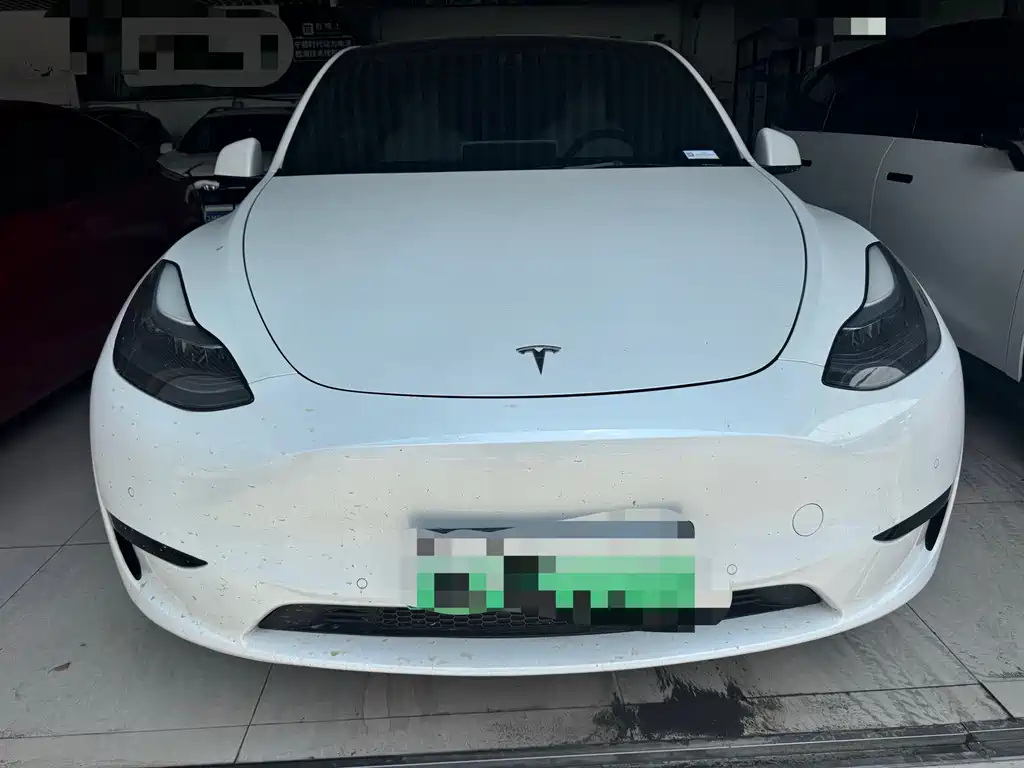 Tesla Model Y 2023 — фото 2