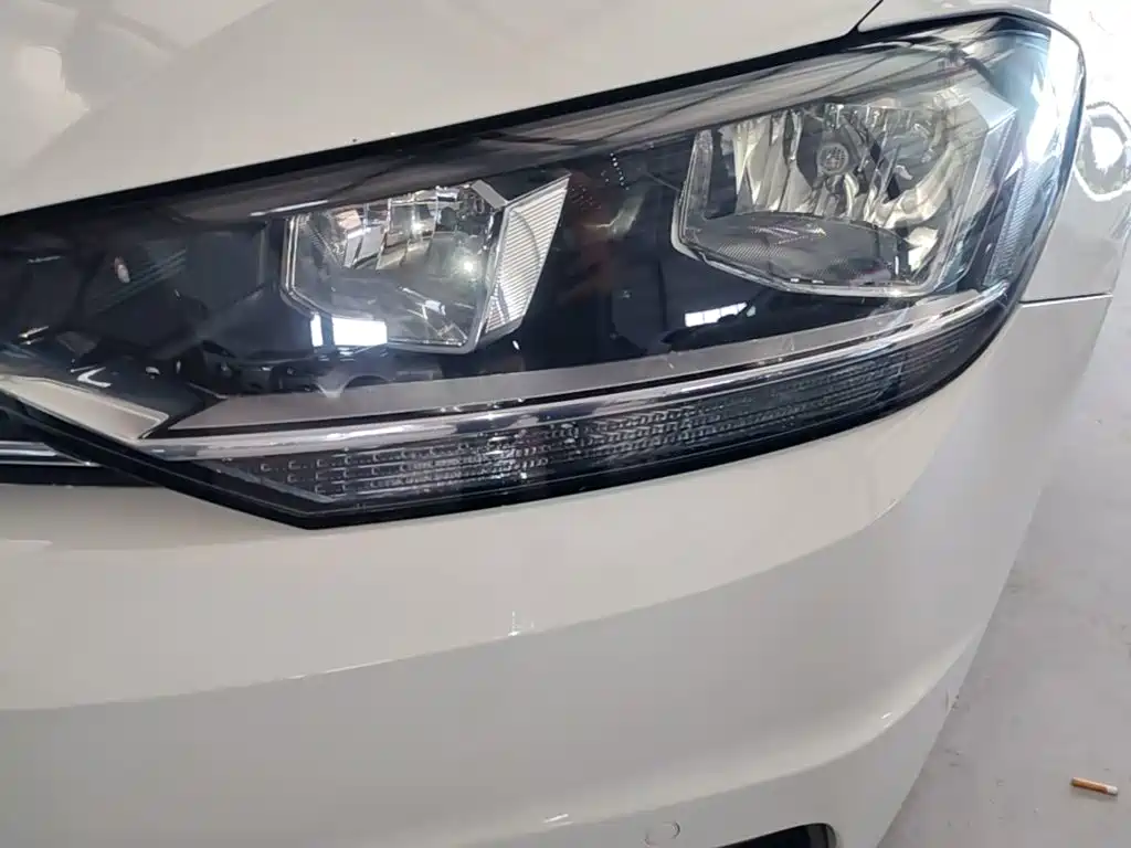 Volkswagen Touran 2019 — фото 24
