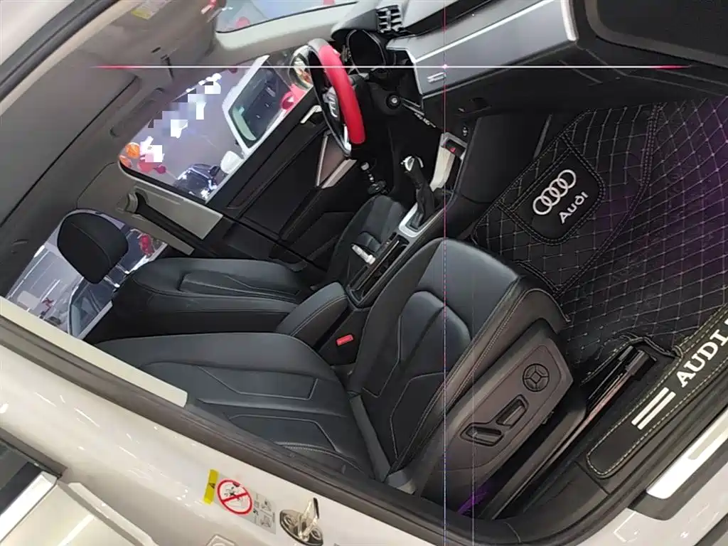 Audi Q3 2020 — фото 25