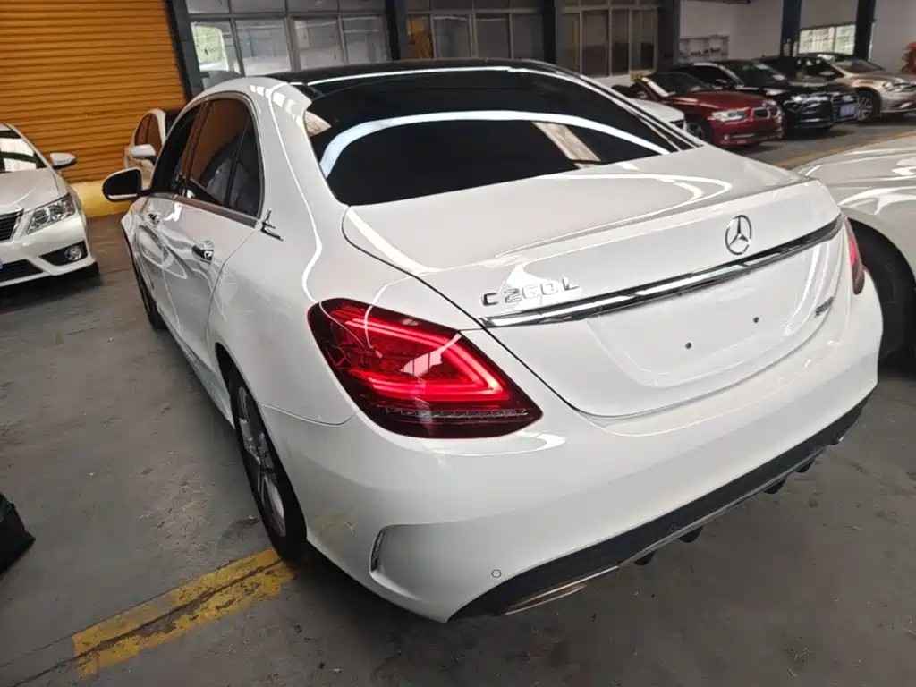 Mercedes-Benz C-Class 2020