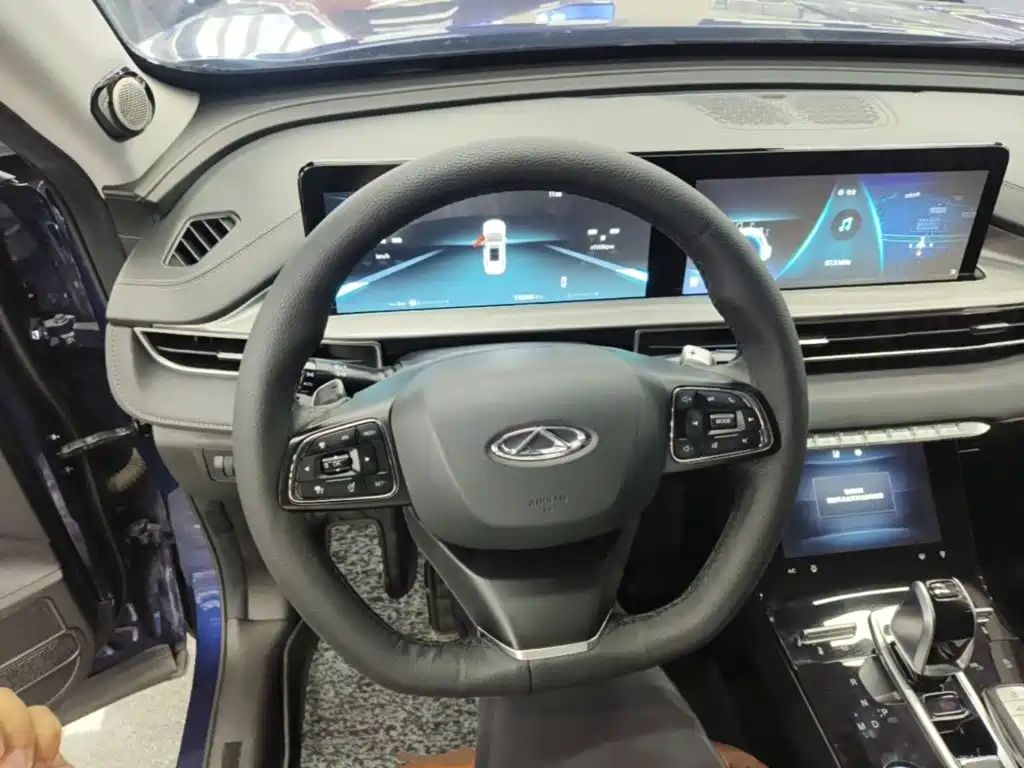 Chery Tiggo 8 PLUS 2021 — фото 11