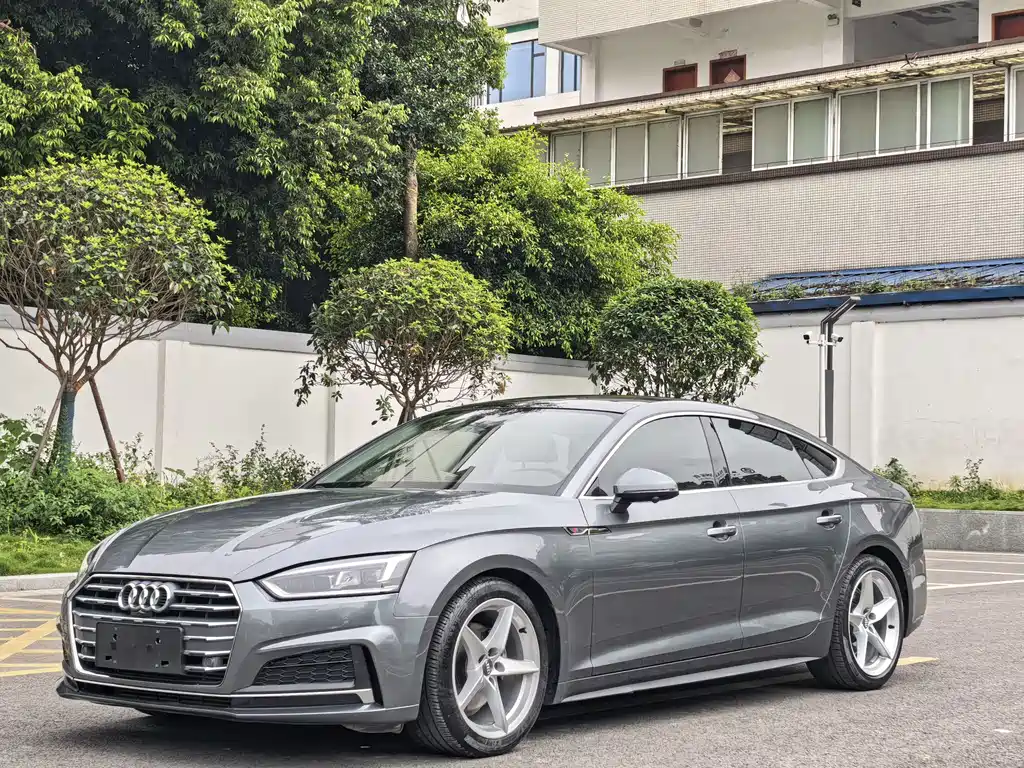 Audi A5 2019 — фото 1