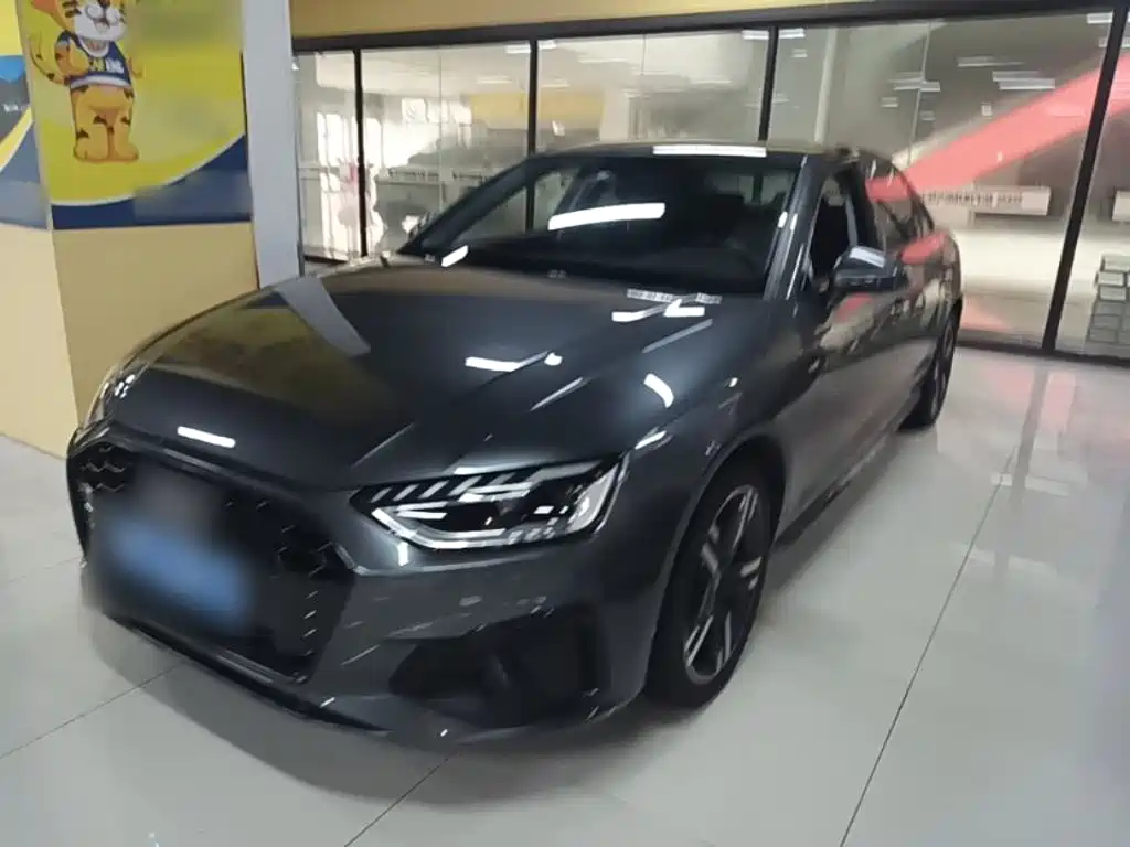 Audi A4L 2020