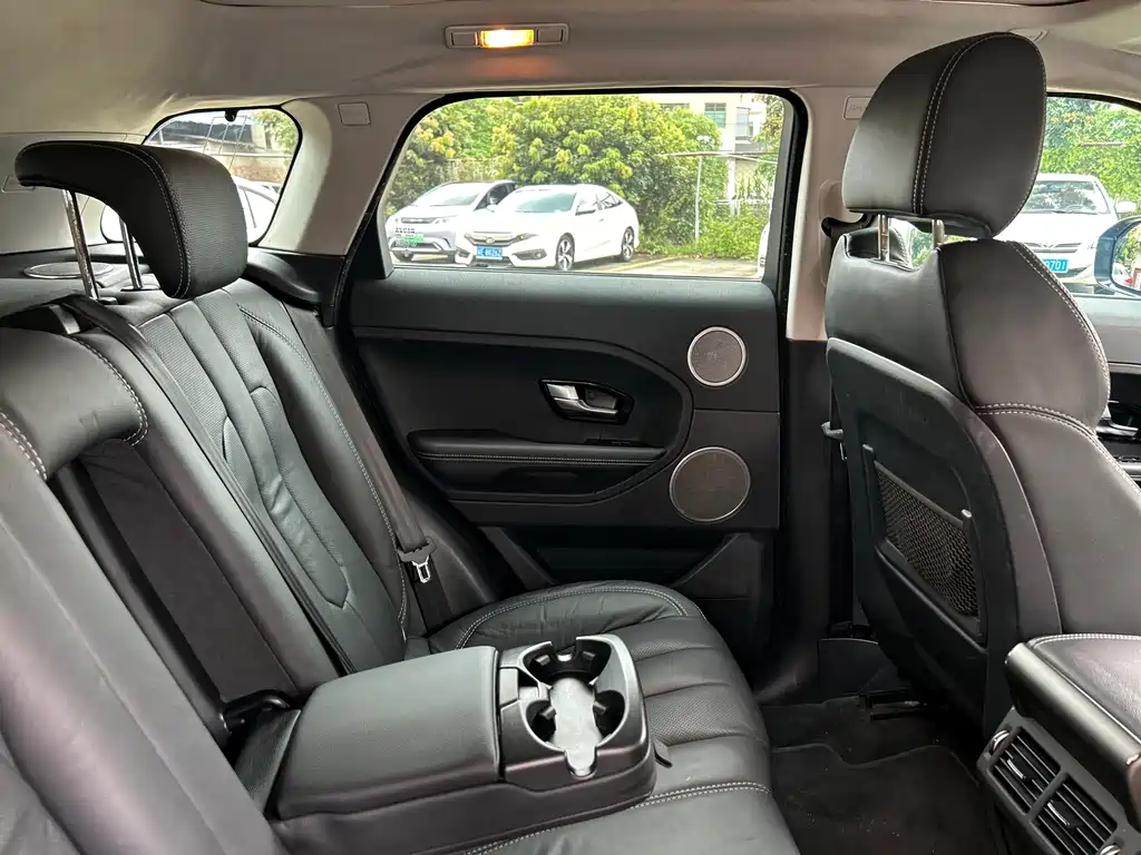 Land Rover Evoque 2013 — фото 29
