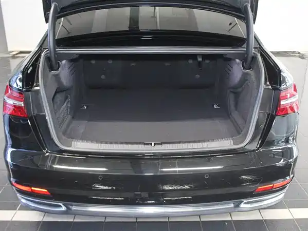 Audi A6L 2022