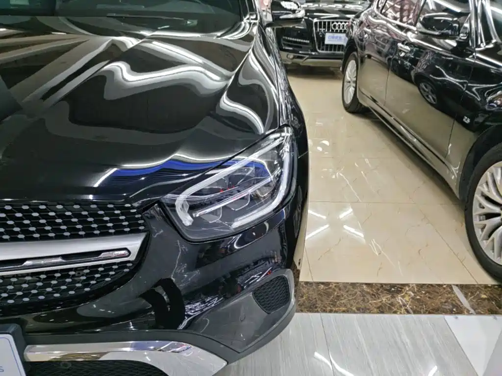 Mercedes-Benz GLC 2020 — фото 24
