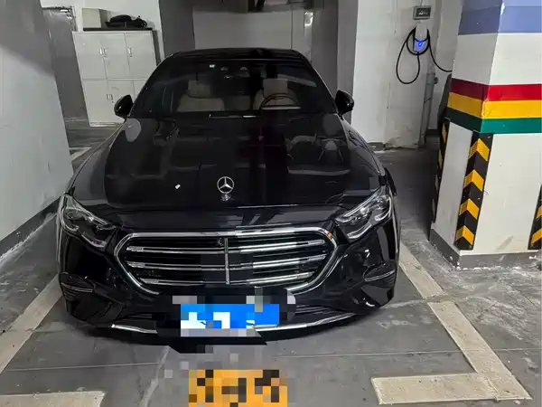 Mercedes-Benz E-Class 2025