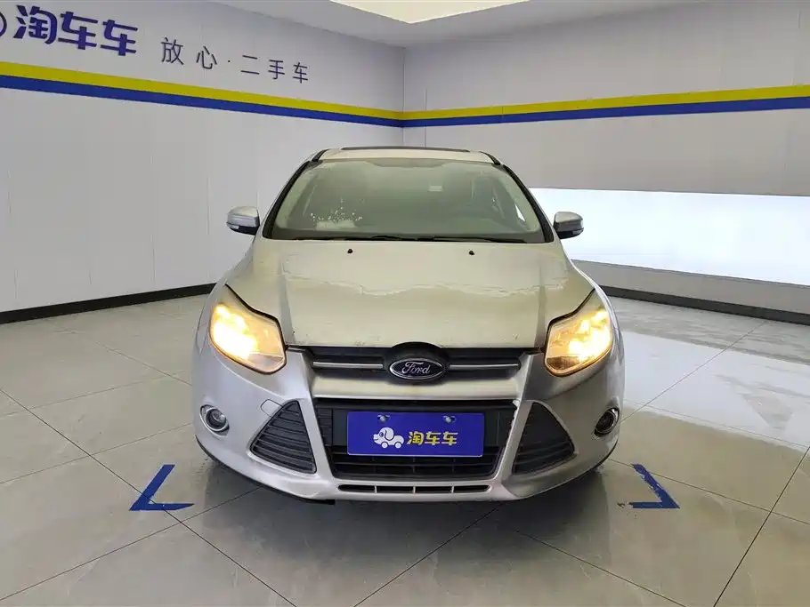 Ford Focus 2015 — фото 2