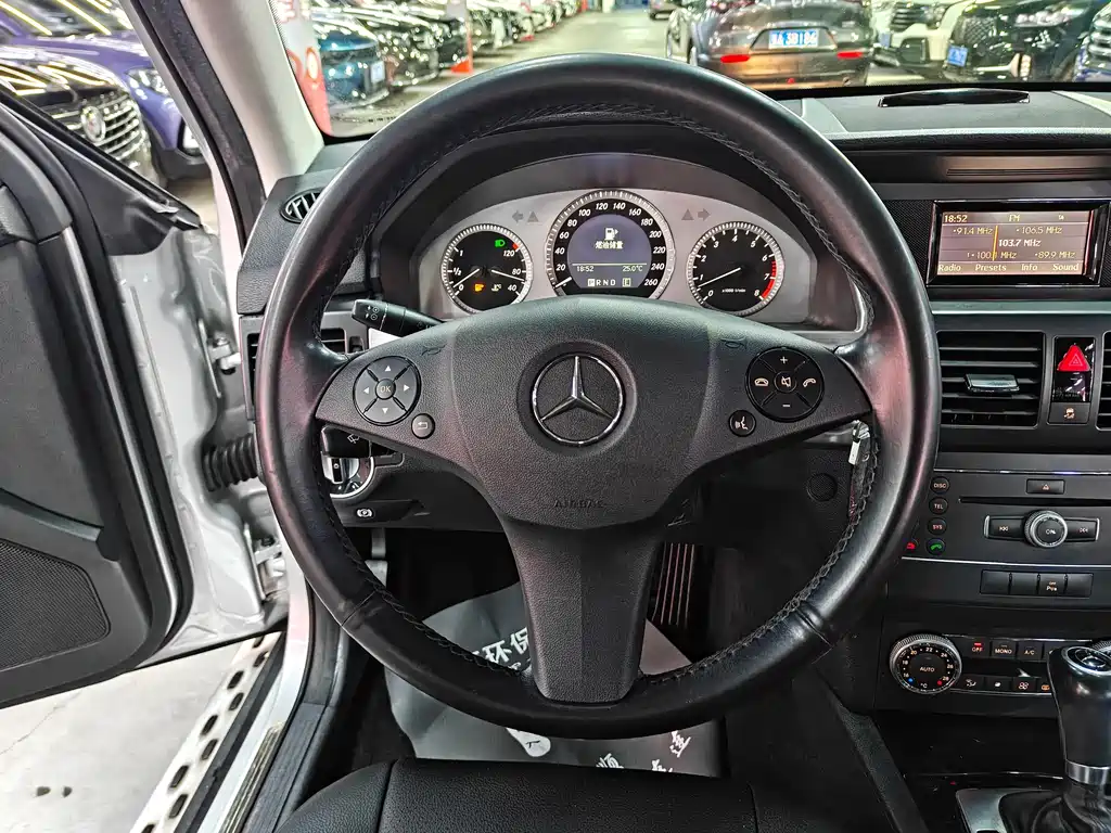 Mercedes-Benz GLK-Class 2011 — фото 14