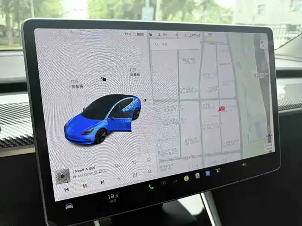 Tesla Model 3 2020