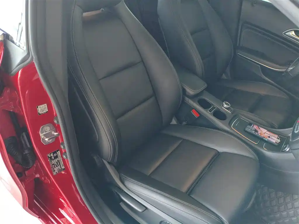 Mercedes-Benz CLA 2018 — фото 20