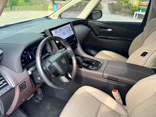 Toyota Vellfire 2025