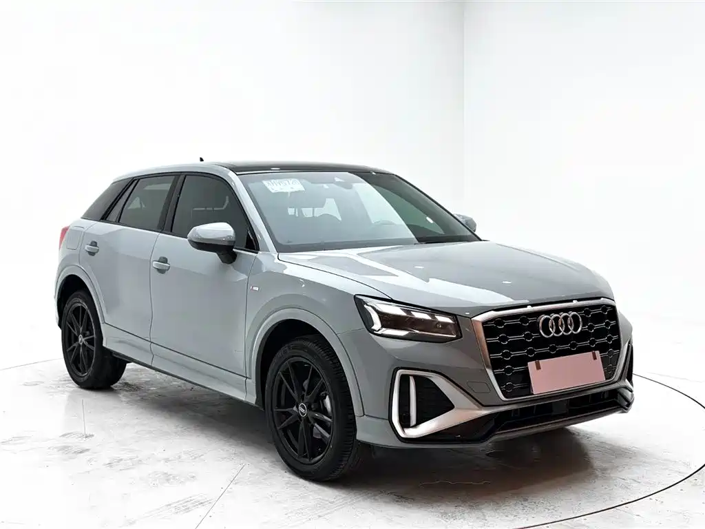 Audi Q2L 2022 — фото 3