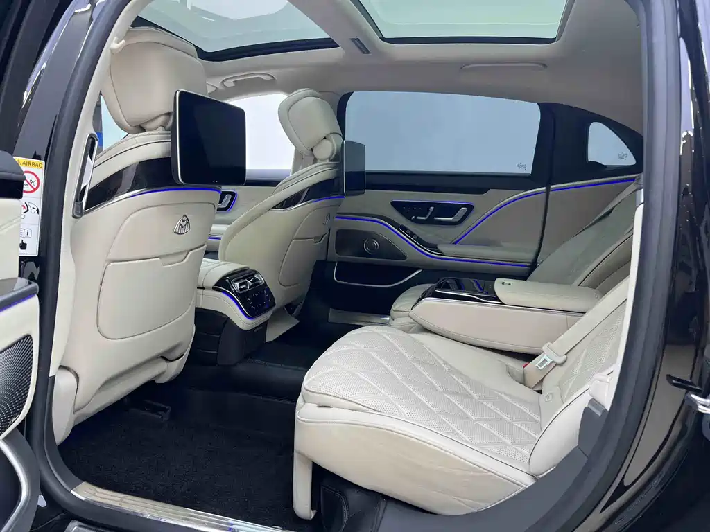 Mercedes-Benz S-Class 2025