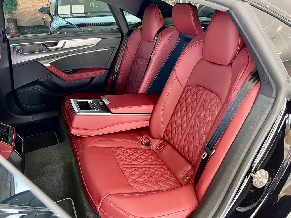 Audi A7L 2025 — фото 12