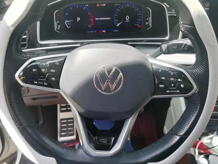 Volkswagen Tiguan L 2022 — фото 15